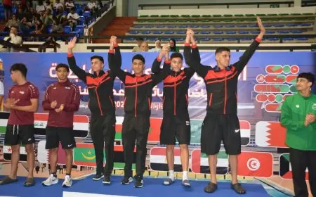 أشرف صبحي يحتفل بفوز السباحة ببطولة العرب الرابعة للألعاب المائية في المغرب