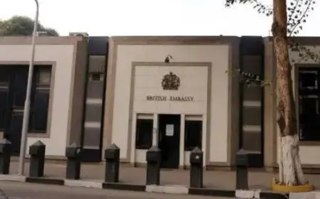 السفارة البريطانية في القاهرة تستأنف تقديم خدماتها من المقر الرئيسي