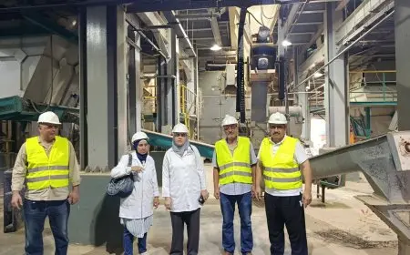 وزارة الزراعة تحقق إنتاجاً قياسياً بـ 3063.7 طن من مساحيق المخلفات الحيوانية في أغسطس 2025