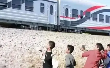 النقل تحذر من ظاهرة رشق القطارات بالحجارة وتدعو المواطنين للمساهمة في رفع الوعي