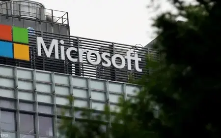 مايكروسوفت تكشف عن تأثير انقطاع كابلات البحر الأحمر على خدمات Azure وتباطؤ الأداء