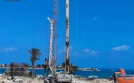 وزير الإسكان يستعرض تقدم مشروعات مارينا8 ويؤكد على سرعتها في التنفيذ