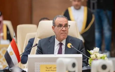 وزير الخارجية يتحدث هاتفياً مع رئيس الوزراء القطري لمناقشة الهجوم الإسرائيلي على الدوحة