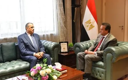 وزير الصحة يلتقي وزير الدولة للإنتاج الحربي لبحث مشروعات التعاون المشتركة