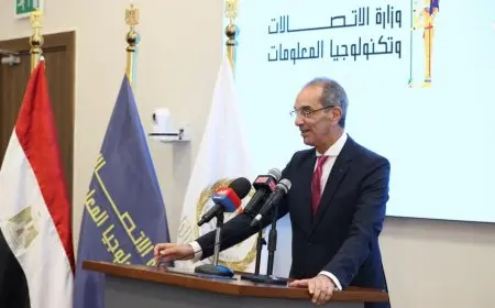 إطلاق استمارة تحديث بيانات المواطنين في بورسعيد من قبل وزيري الاتصالات والتموين