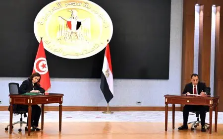 رئيسا وزراء مصر وتونس يوقعان 8 وثائق لتعزيز التعاون المشترك في مجالات متعددة