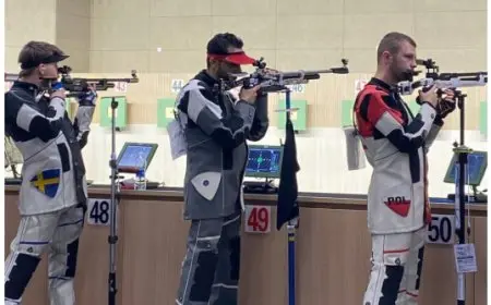 محمد حمدي يخطو نحو النهائيات في كأس العالم للرماية بالصين