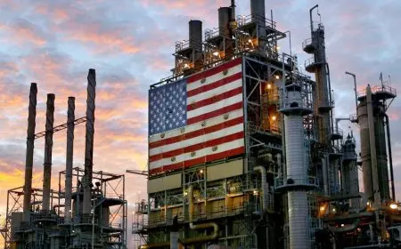 زيادة طفيفة في عدد منصات النفط الأمريكية على الرغم من التراجع السنوي الكبير
