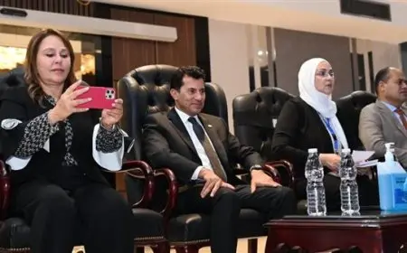 وزير الرياضة يفتتح بطولة إفريقيا للكرة الطائرة للشباب تحت 20 عاماً