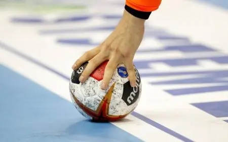 منتخب ناشئات كرة اليد 2008 يخوض مواجهة مرتقبة ضد بوركينا فاسو في بطولة إفريقيا