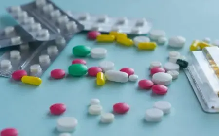 مخاطر استخدام المضادات الحيوية بشكل عشوائي وكيفية تجنبها