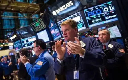 الأسهم الأمريكية تسجل ارتفاعاً ملحوظاً بعد خفض الفائدة وتحقق مكاسب أسبوعية كبيرة