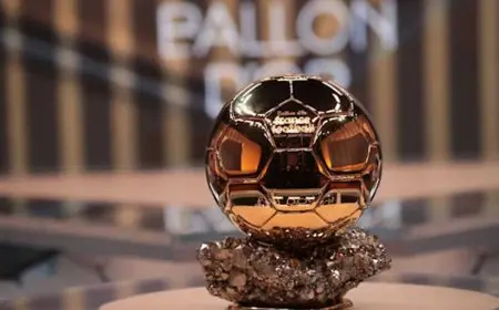 اكتشف قائمة أفضل 10 لاعبين في جائزة الكرة الذهبية 2023 يتصدرهم صلاح وحكيمي