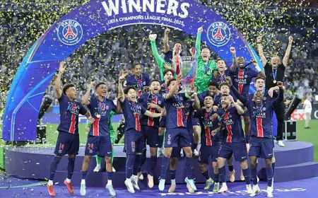 باريس سان جيرمان يتوج بجائزة أفضل نادٍ في العالم خلال حفل الكرة الذهبية
