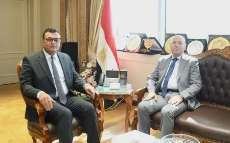 الشربيني وصابر يستعرضان آخر المستجدات في مشروعات مثلث ماسبيرو وسور مجرى العيون