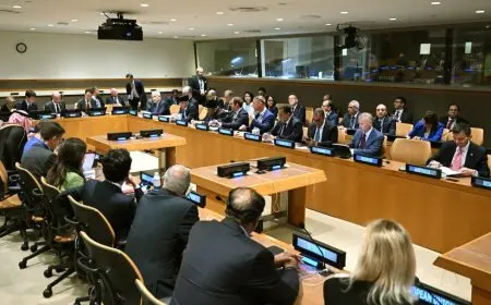 رئيس الوزراء يؤكد على رفضه القاطع لمحاولات تهجير الشعب الفلسطيني ويعبر عن إدانته للأفكار المعادية