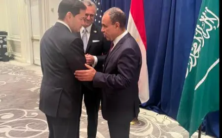 وزير الخارجية يعقد اجتماعاً مهماً مع القائم بأعمال مستشار الأمن القومي الأمريكي