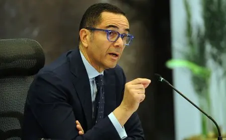 وزير الاستثمار يعلن عن إجراءات جديدة لحماية الصناعة الوطنية من واردات الصلب