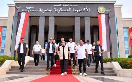 الرئيس السيسي يطمئن المصريين بأن لا أحد يستطيع الإضرار بمصر