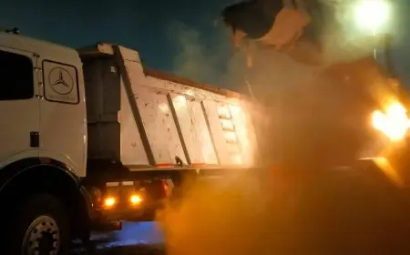 محافظة الجيزة تتخلص من 3000 طن من مخلفات البناء والهدم في شارع ريحان بالهرم