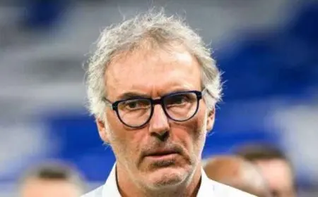 اتحاد جدة يفيق من خيبة الأمل ويستغني عن لوران بلان بعد الهزيمة من النصر