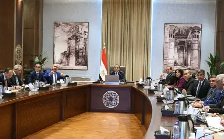 مدبولي يراقب تقدم مشروعات القطار الكهربائي السريع والمونوريل لتحقيق التنمية المستدامة