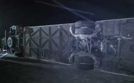 وزيرة التضامن الاجتماعي تواصل متابعة تداعيات حادث أتوبيس المنيا المنقلب