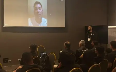 وزير الرياضة يساند منتخب تحت 20 سنة قبل مواجهته مع نيوزيلندا في كأس العالم