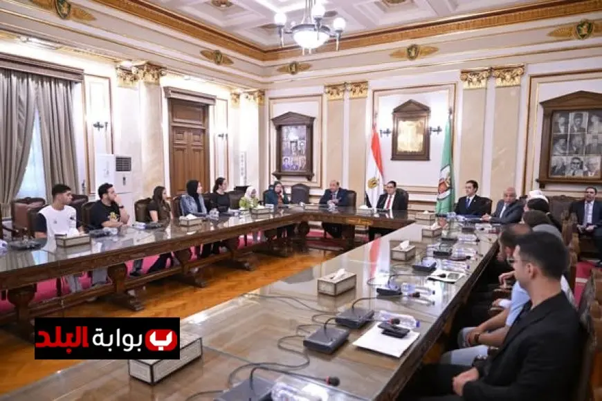 رئيس جامعة القاهرة يعلن عن منح دراسية كاملة للطلاب الرياضيين المتميزين