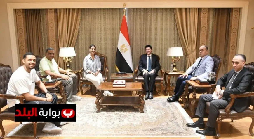 وزير الرياضة يجتمع برئيس اتحاد الإسكواش واللاعب البارز مصطفى عسل لتعزيز التعاون الرياضي