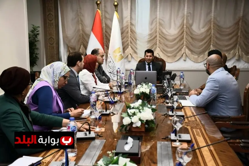 وزير الرياضة يناقش أفكاراً جديدة في اجتماع بمناسبة النسخة العاشرة من ماراثون زايد الخيري