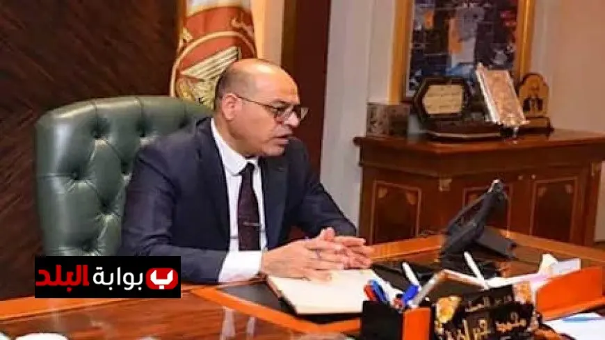 وزير العمل يجري اتصالا هاتفيا بعاملة فقدت طفلتها الرضيعة في شركة نسيج بالإسكندرية