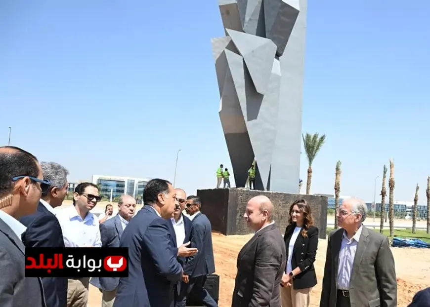 رئيس الوزراء يشرف على تقدم أعمال تطوير المنطقة المحيطة بالمتحف المصري الكبير
