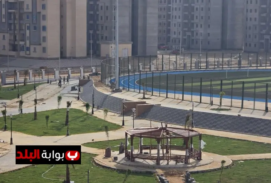 وزير الإسكان يراقب تقدم مشروعات سكن لكل المصريين والنادي الاجتماعي في أكتوبر الجديدة