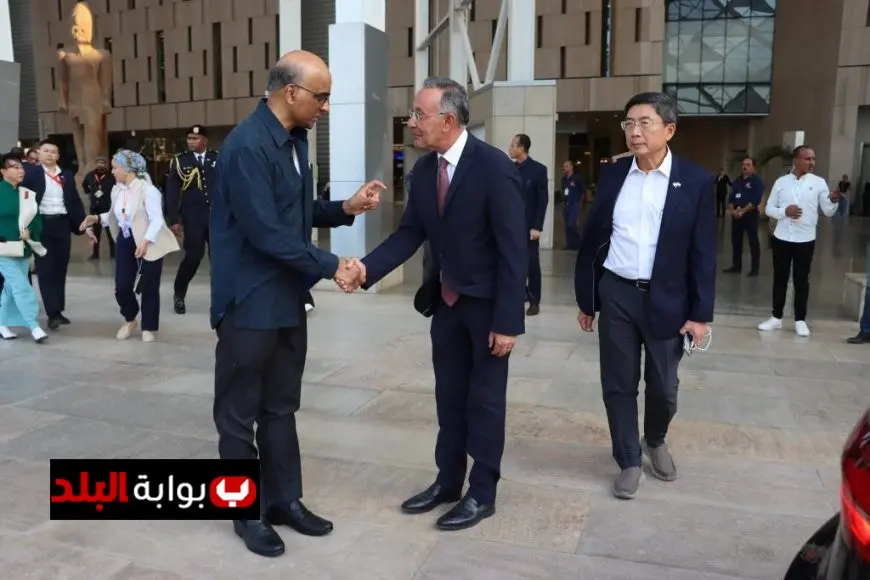 المتحف المصري الكبير وأهرامات الجيزة يرحبان برئيس سنغافورة وزوجته في زيارة تاريخية