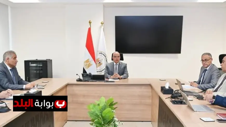 وزير الري يستعرض خطة شاملة لإعادة تأهيل نظام الري في وادي النقرة لمواجهة التغيرات المناخية