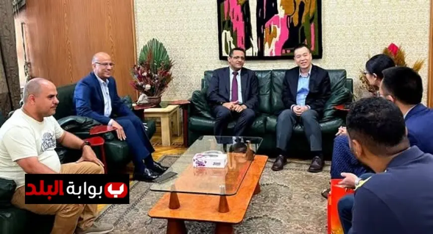السفارة الصينية تكرم نقابة الصحفيين بتقديم أجهزة كمبيوتر وطابعات جديدة