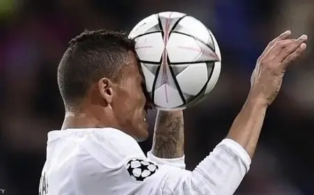 دراسة أمريكية تكشف تأثير ضربات الرأس المتكررة في كرة القدم على الذاكرة وصحة الدماغ