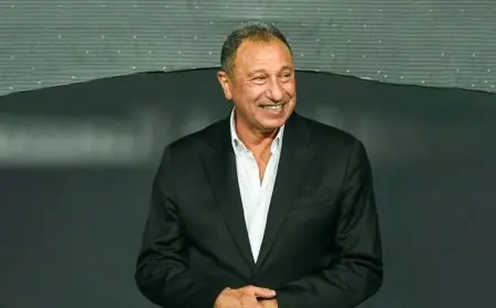 الخطيب يتقدم بشكر خاص لرباعي إدارة الأهلي بعد رحيلهم مع استثناء حسام غالي