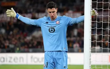 حارس ليل باركي أوزير يحقق إنجازًا تاريخيًا بتصديه لثلاث ركلات جزاء متتالية أمام روما