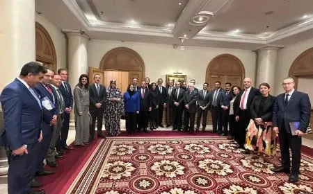 وزير الخارجية يجتمع بسفراء الدول العربية في اليونسكو لتعزيز التعاون الثقافي