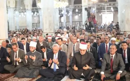 المفتي يشارك في صلاة الجمعة بمسجد سيدي أحمد البدوي في طنطا