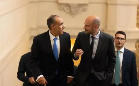 وزير الخارجية يؤكد أهمية الانسحاب الإسرائيلي الشامل من غزة ويعبر عن رفض التهجير وضم الضفة الغربية