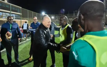 هاني أبو ريدة يصل المغرب لاستقبال بعثة منتخب مصر قبل مواجهة جيبوتي المرتقبة