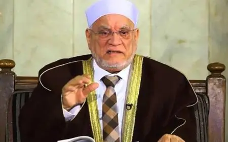 أبو العينين يعبّر عن حزنه في وفاة الدكتور أحمد عمر هاشم الذي كان رمزًا للحق والعدالة