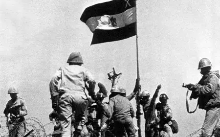 الأهرام تتصدر تغطية حرب أكتوبر وهيكل يحدد الرؤية أبرز تفاصيل توثيق المعركة في الصحافة المصرية