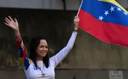 ماريا كوري ماتشادور من فنزويلا تتوج بجائزة نوبل للسلام 2025