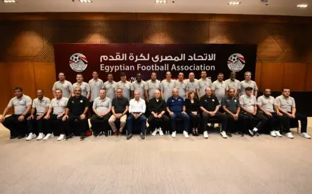 أبو ريدة يمنح مدربي منتخب مصر رخصة التدريب Pro احتفالا بتأهل الفريق إلى المونديال