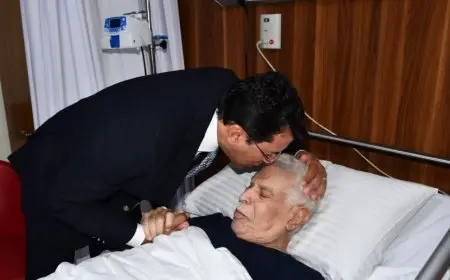 وزير الرياضة يؤكد تحسن الحالة الصحية لحسن شحاتة