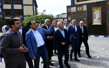 رئيس الوزراء ينقلب على مدرسة إيجيبت جولد لتعليم فنون صناعة الحلي والمجوهرات